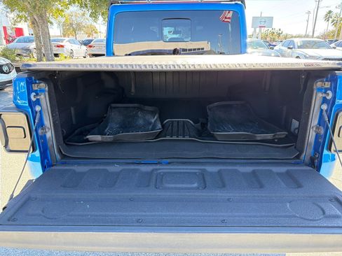 Used 2022 Jeep Gladiator Rubicon w/ Trailer Tow Package image 27