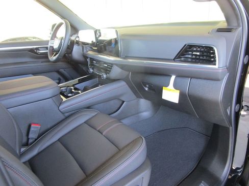 New 2026 Chevrolet Tahoe RST w/ Sun And Tow Package image 25