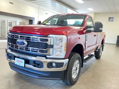 New 2026 Ford F250 XLT w/ FX4 Off-Road Package AWD/4WD image 4
