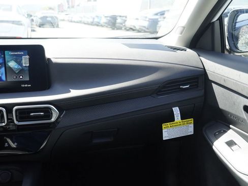 New 2026 Nissan Sentra SV FWD image 22