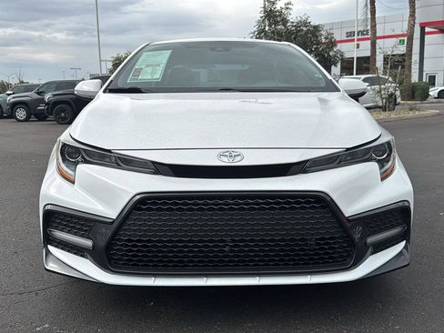 Certified 2022 Toyota Corolla SE image 2