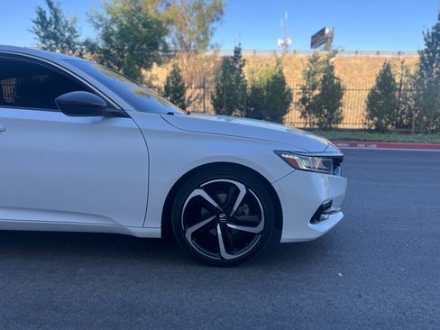 Used 2021 Honda Accord Sport image 6