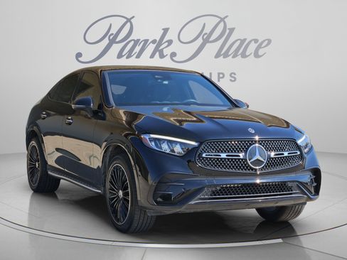 Used 2024 Mercedes-Benz GLC 300 4MATIC image 7