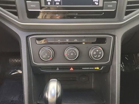 Used 2021 Volkswagen Atlas Cross Sport S image 14