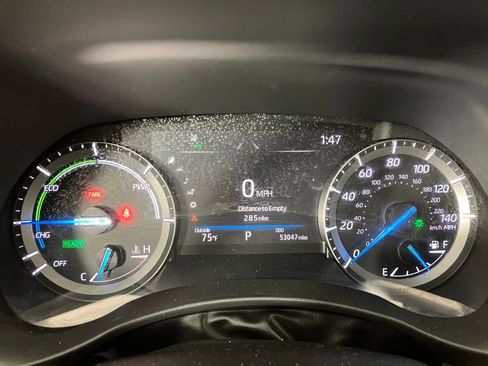 Used 2021 Toyota Highlander Limited image 18