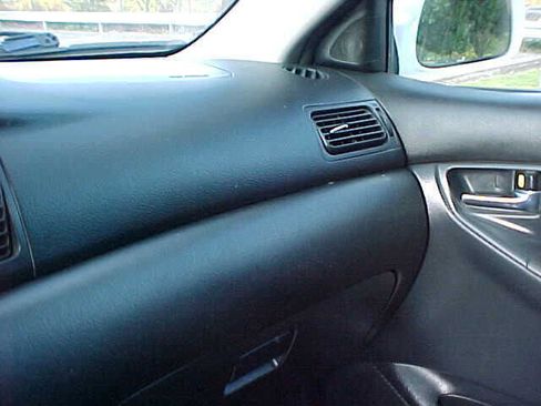 Used 2007 Toyota Corolla S image 18