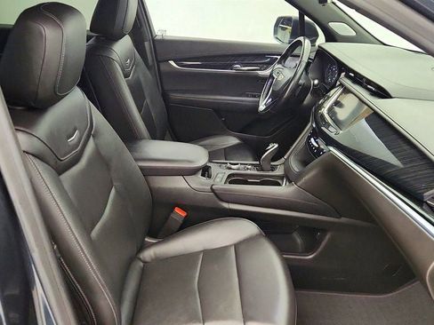 Used 2020 Cadillac XT6 Premium Luxury image 26