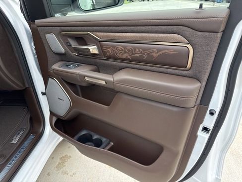 New 2025 RAM 1500 Limited image 34