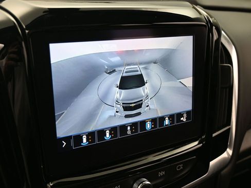 Used 2021 Chevrolet Traverse Premier w/ Redline Edition image 33