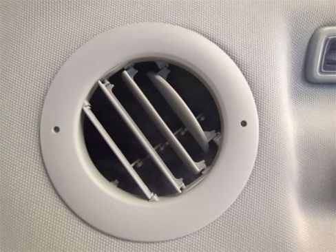 Used 2022 Ford Explorer XLT w/ Equipment Group 202A image 21