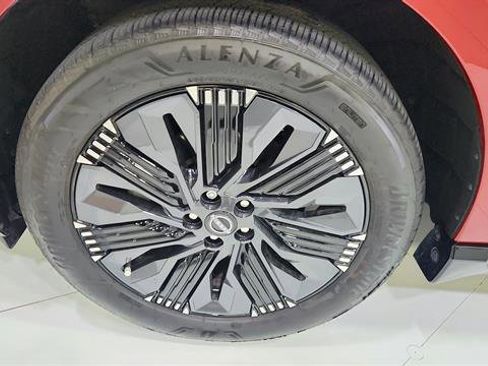 Certified 2025 Nissan Murano Platinum w/ Cargo Package image 37