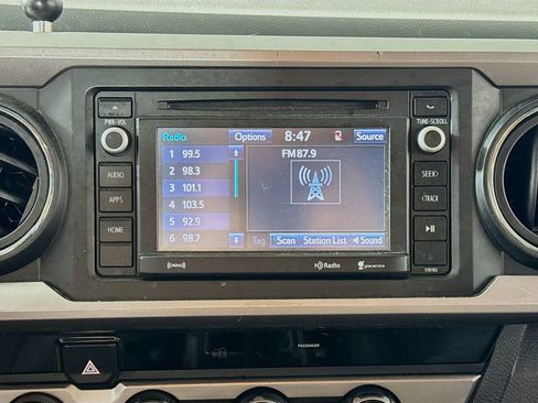 Used 2017 Toyota Tacoma SR5 w/ Tow Package image 14