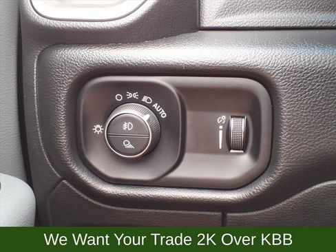 Used 2022 RAM 1500 Big Horn AWD/4WD image 21