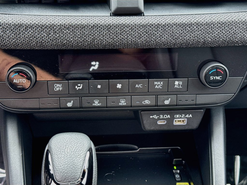 Certified 2026 Subaru Outback Limited XT AWD/4WD image 14
