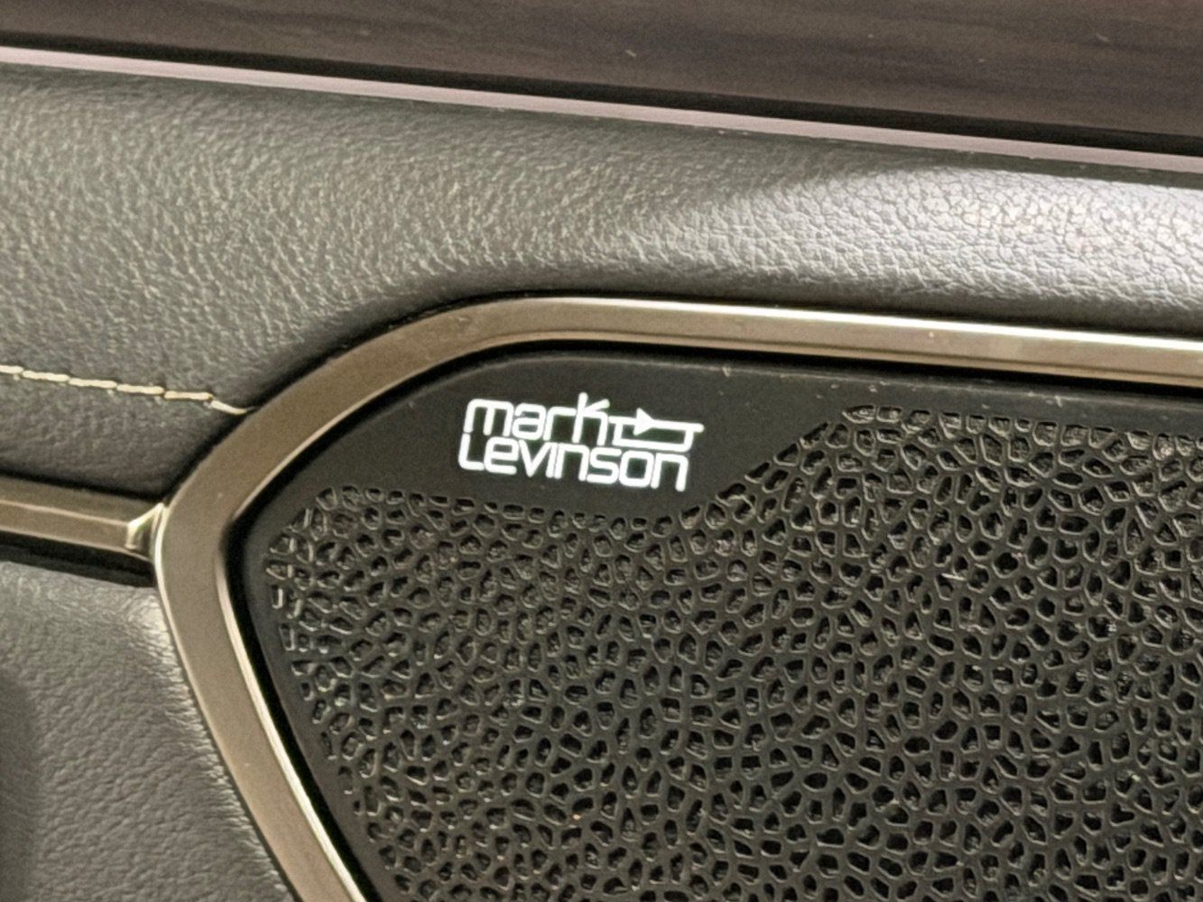 Used 2019 Lexus ES 350 w/ Accessory Package FWD image 37