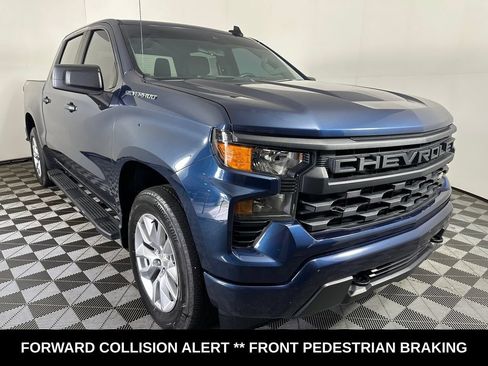 Used 2022 Chevrolet Silverado 1500 Custom AWD/4WD image 7