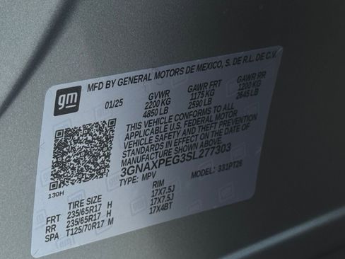 Used 2025 Chevrolet Equinox LT image 28