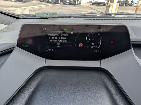 Used 2024 Toyota Prius LE image 19