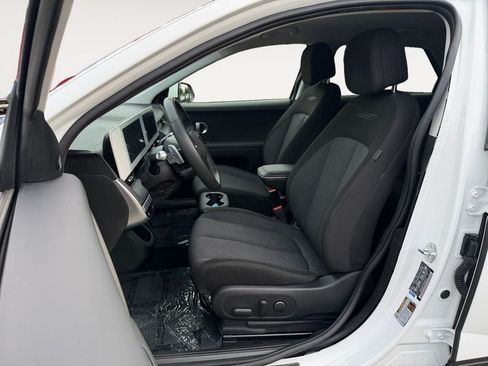 Certified 2024 Hyundai Ioniq 5 SEL RWD image 6