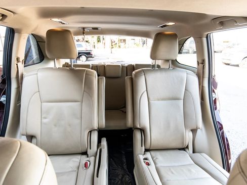 Used 2019 Toyota Highlander XLE image 37