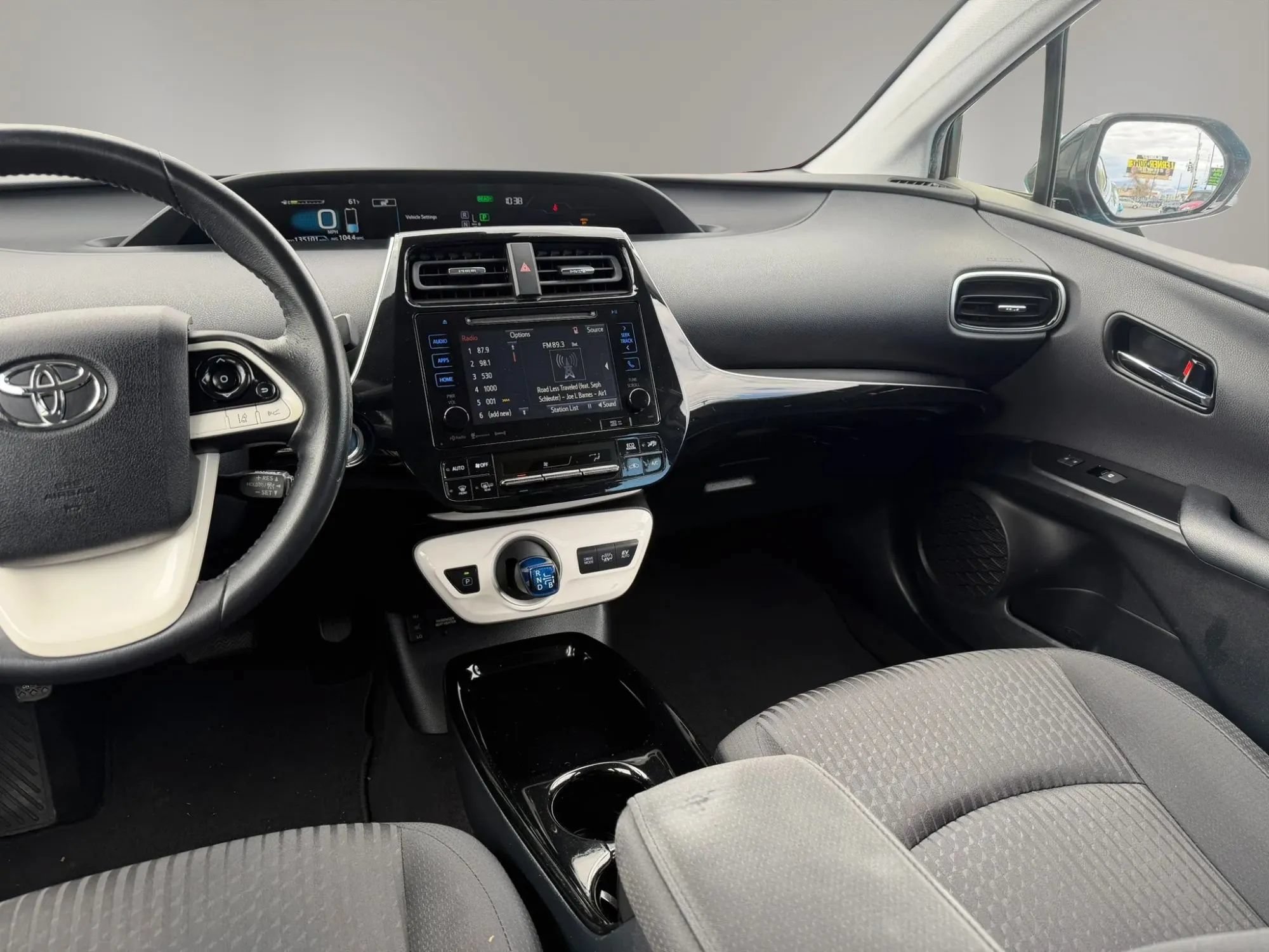 Used 2017 Toyota Prius Prime Plus FWD image 20