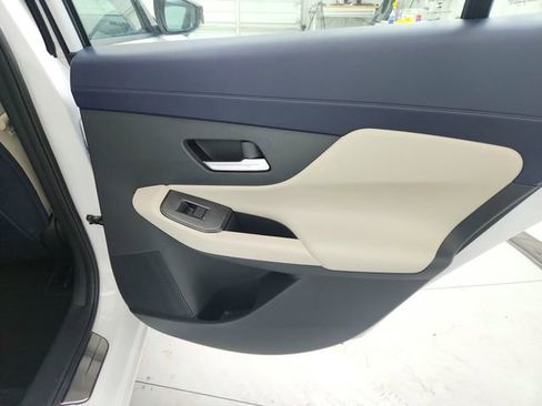 New 2026 Nissan Sentra SL w/ Floor Mat Package image 39