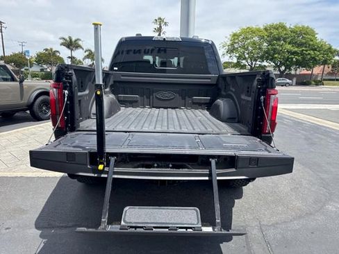 Used 2025 Ford F150 Raptor w/ Equipment Group 803A Raptor R AWD/4WD image 6
