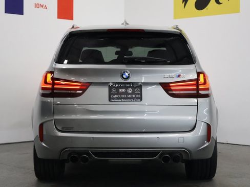 Used 2016 BMW X5 M image 11
