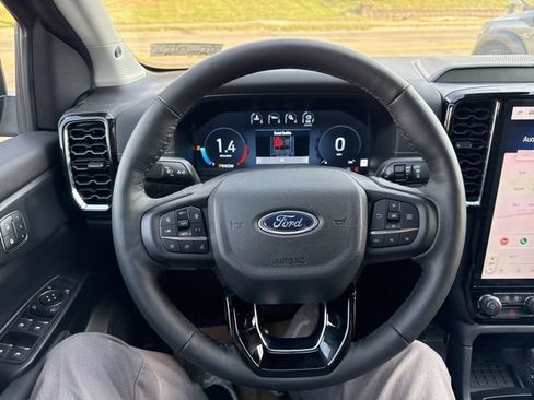 New 2025 Ford Ranger Lariat w/ FX4 Off-Road Package AWD/4WD image 19
