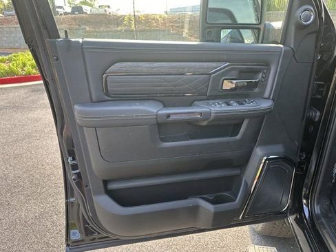 New 2025 RAM 2500 Limited image 10