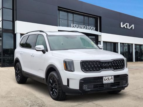 Certified 2025 Kia Telluride SX Prestige X-Pro AWD/4WD image 3