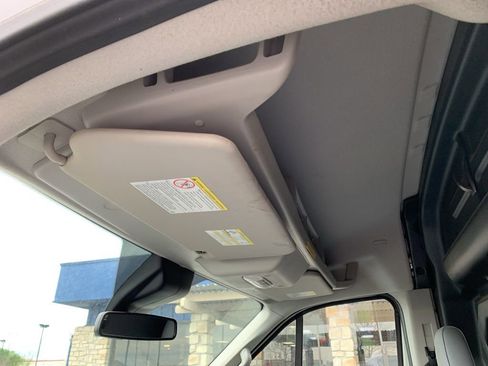 Used 2019 Ford Transit 250 148 Medium Roof RWD image 20