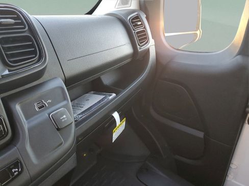 New 2025 RAM ProMaster 3500 FWD image 12
