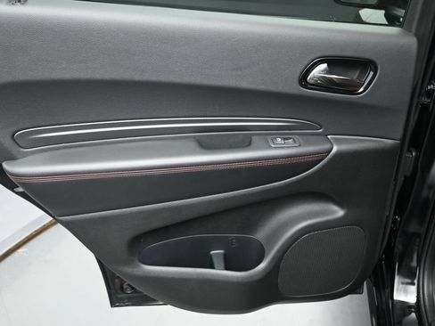 Used 2025 Dodge Durango GT AWD/4WD image 18