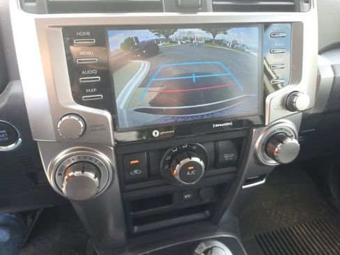 Used 2022 Toyota 4Runner SR5 image 12