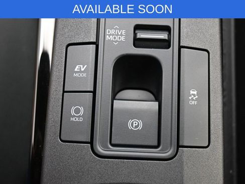 Used 2024 Toyota Prius LE AWD/4WD image 23