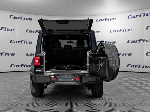 Used 2021 Jeep Wrangler Unlimited Sahara AWD/4WD image 11