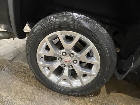 Used 2018 GMC Sierra 1500 SLT w/ SLT Premium Package image 24