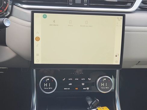 Used 2024 Jaguar XF R-Dynamic SE image 15