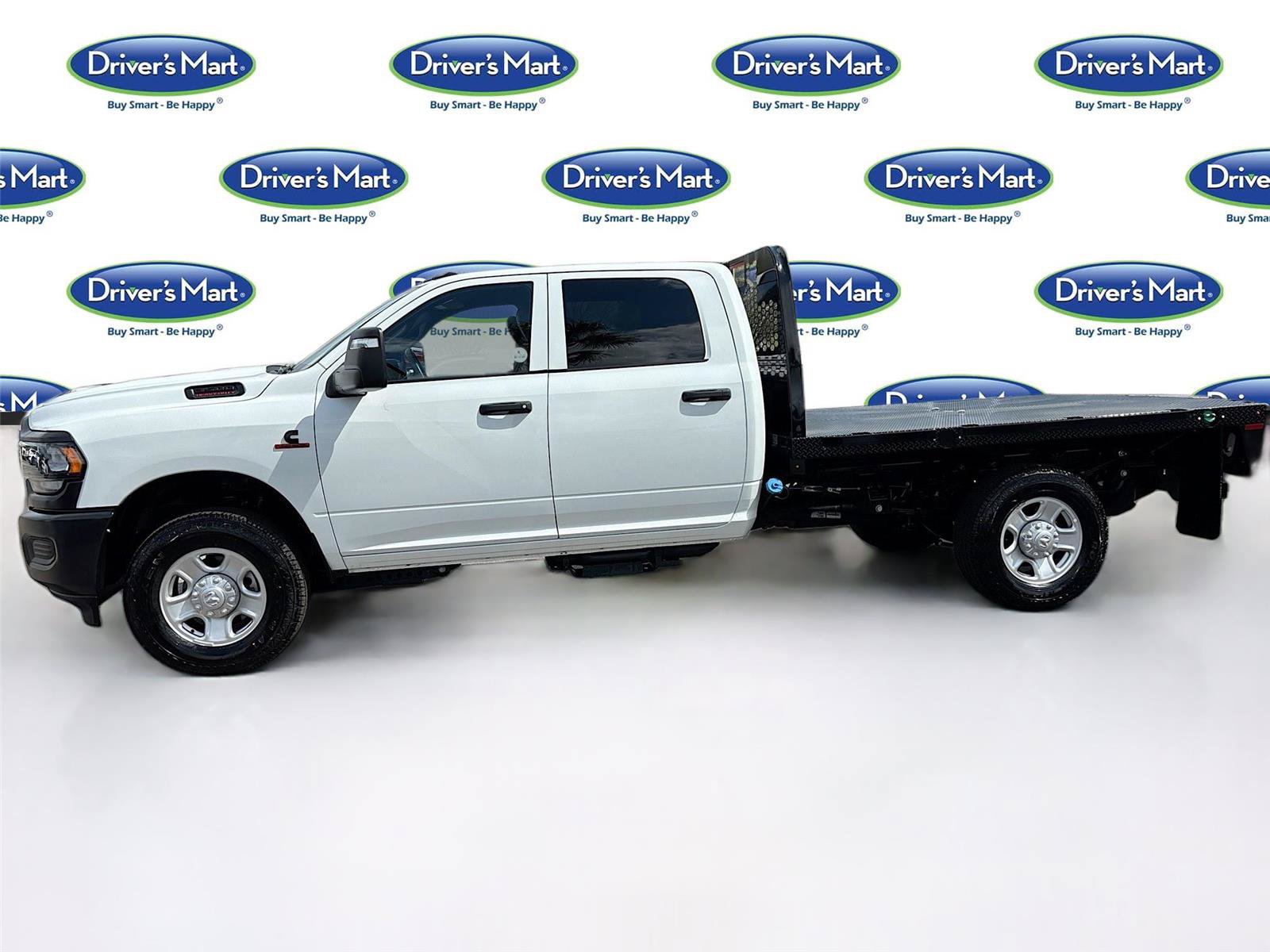 Used 2024 RAM 3500 Tradesman RWD image 4