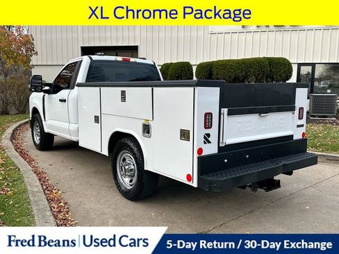 Used 2023 Ford F350 XL w/ XL Chrome Package image 7