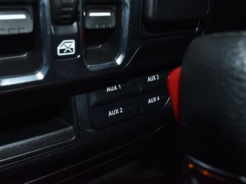 Used 2022 Jeep Wrangler Unlimited Sahara w/ Cold Weather Group image 24