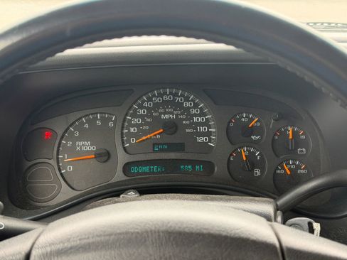 Used 2003 Chevrolet Suburban LS w/ LS Preferred Equipment Group image 30