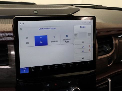 Used 2024 Ford Expedition Limited image 18