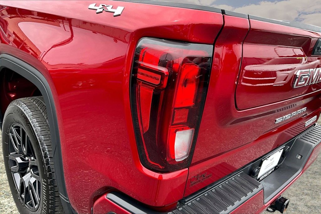 Used 2024 GMC Sierra 1500 Elevation AWD/4WD image 24