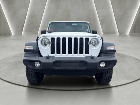 Used 2024 Jeep Wrangler Unlimited Sport AWD/4WD image 2