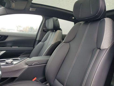 New 2026 Cadillac Optiq Sport 1 w/ LPO, Floor Liner Package image 20