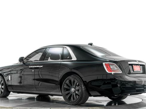 Used 2022 Rolls-Royce Ghost w/ Ghost Package AWD/4WD image 35