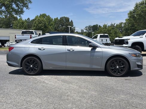 Used 2024 Chevrolet Malibu LT FWD image 13
