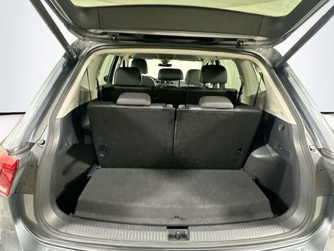Used 2024 Volkswagen Tiguan Wolfsburg Edition image 28